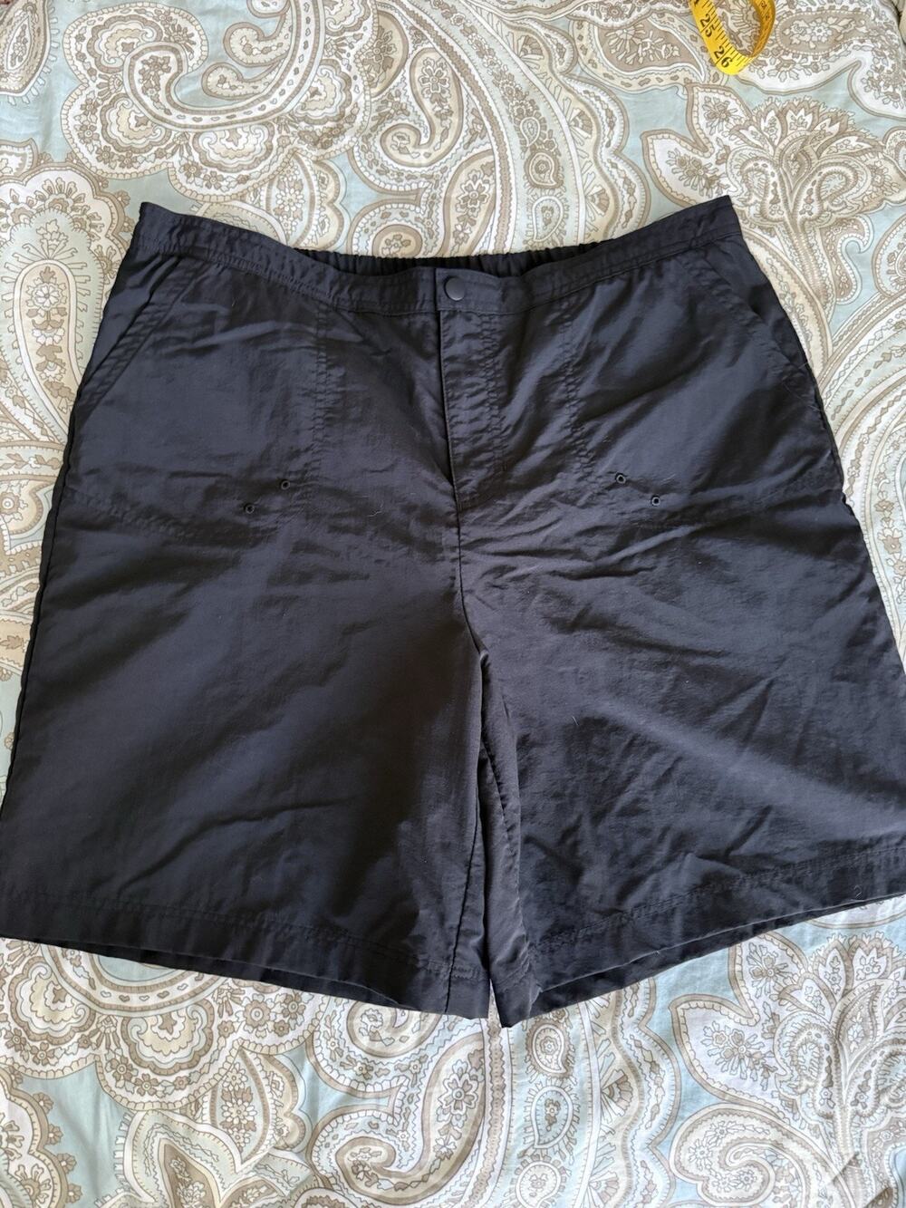 Land’s End Women’s Black Swim Shorts Quick Dry With Pockets Pull On Size 12